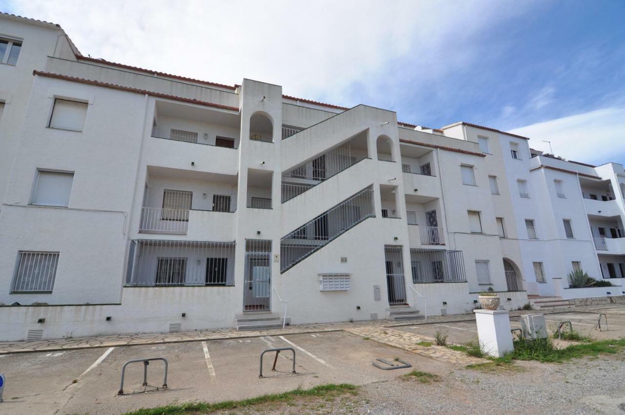 Апартаменты Rnet - Empuriabrava Valira Экстерьер фото